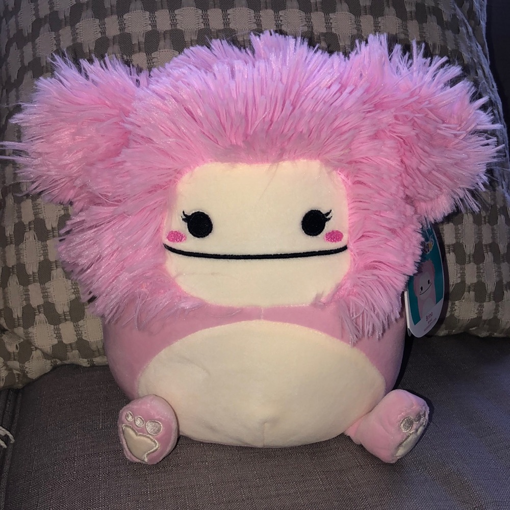 Brina 8 inch Squishmallow